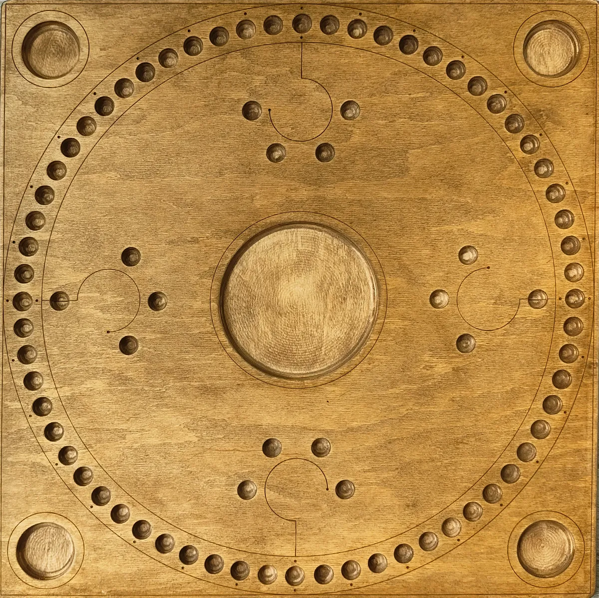 Empty wooden TAC board with numbered markings for the front field, starting field, game circle, home area, and card area